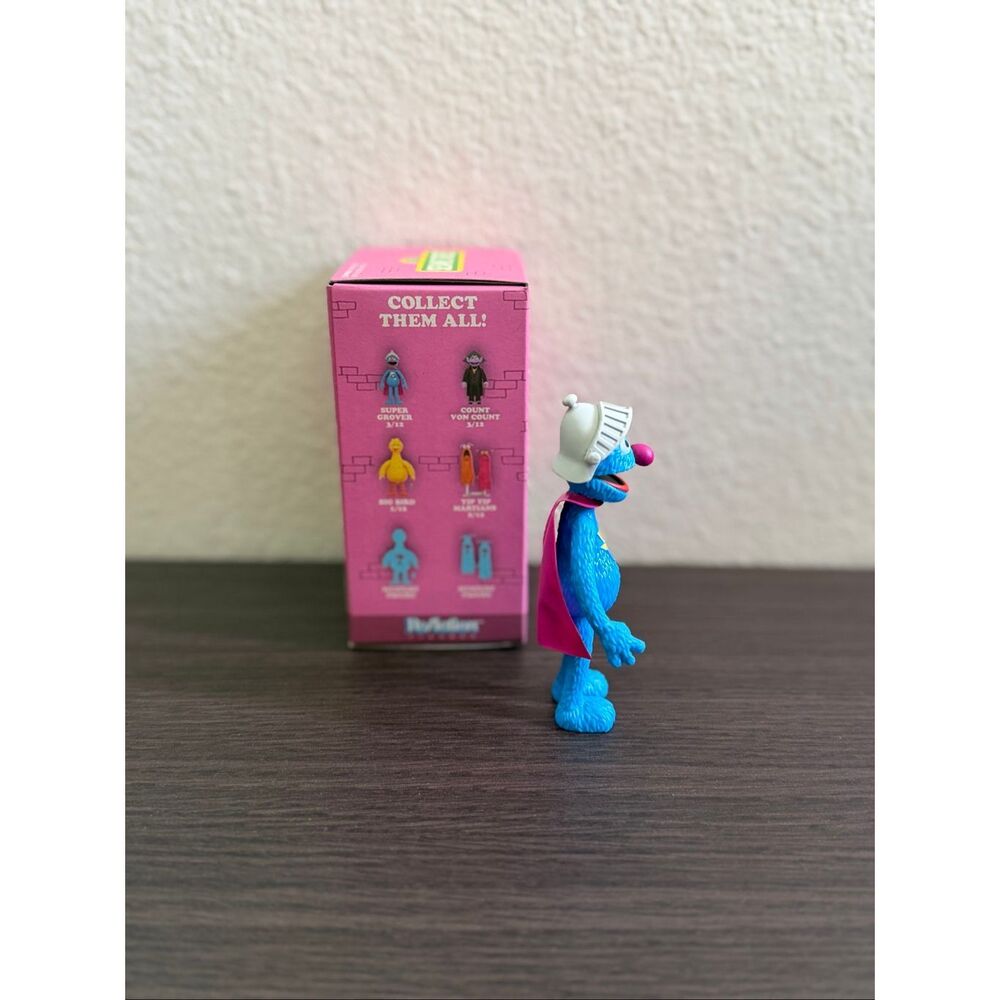 Super7 Sesame Street Blind Box Figure - Super Grover - Picture 3 of 5